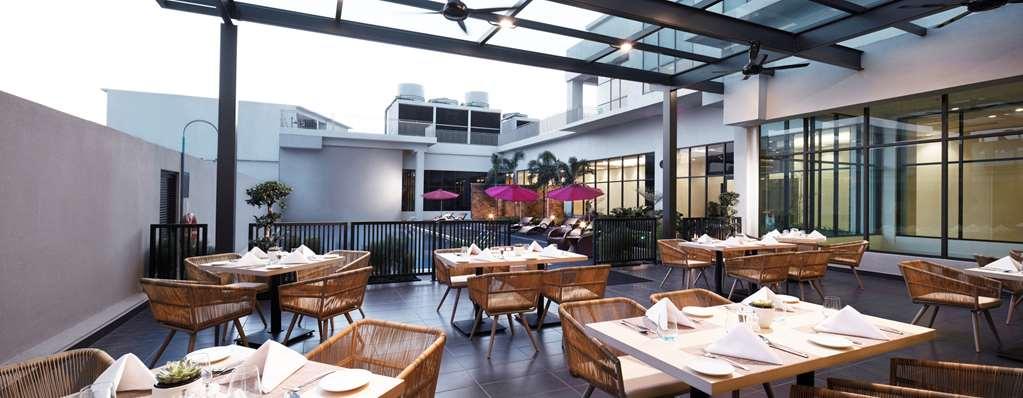 Hilton Garden Inn Puchong Restaurante foto